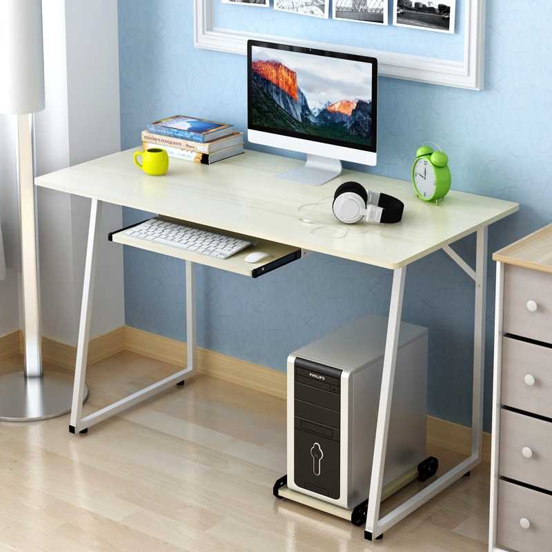Маленький компьютерный стол: фото, обзор моделей в интерьере (2021); советы экспертов - как выбрать и где купить бюджетный стильный маленький стол для компьютера.