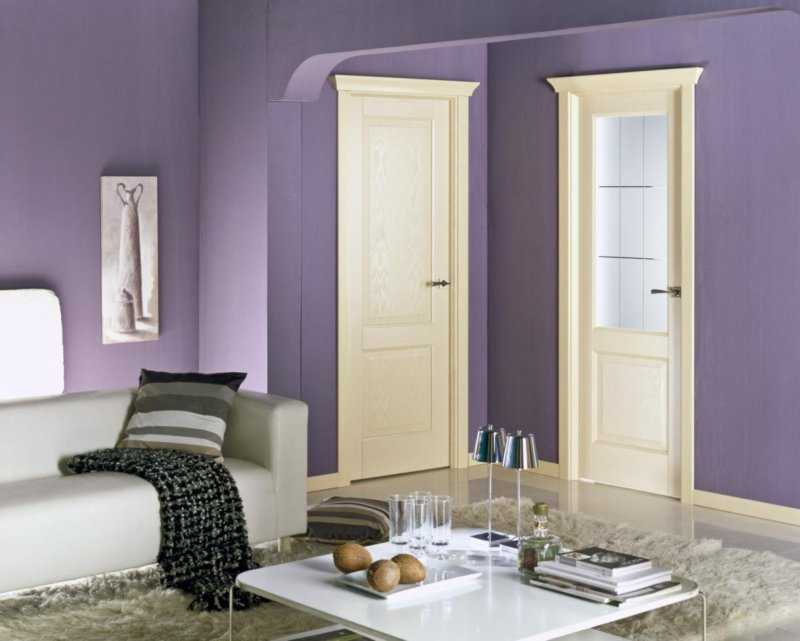 Белые двери в интерьере квартиры - только лучшие идеи!
