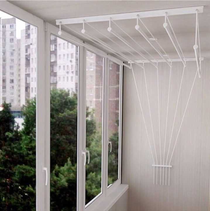 Веревки на балкон – 5 современных решений для сушки белья