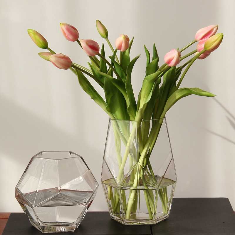 Цветы тюльпаны фото в вазе