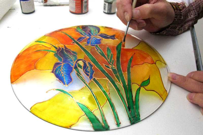 Самые популярные техники росписи по стеклу витражными красками | art life виктории латка