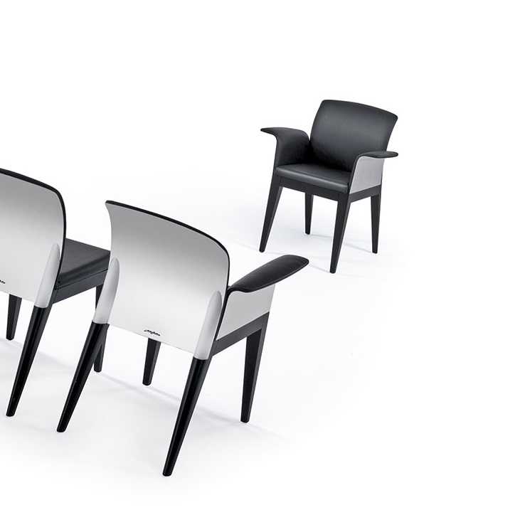 Кресло с подлокотниками - 110 фото разных моделей и их дизайн
